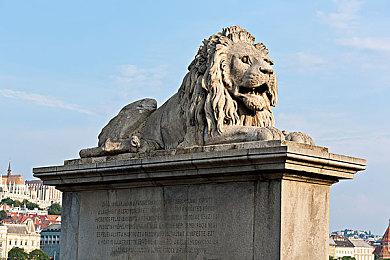 每周只能玩三小时！《王者荣耀》被大量未成年人打一星差评